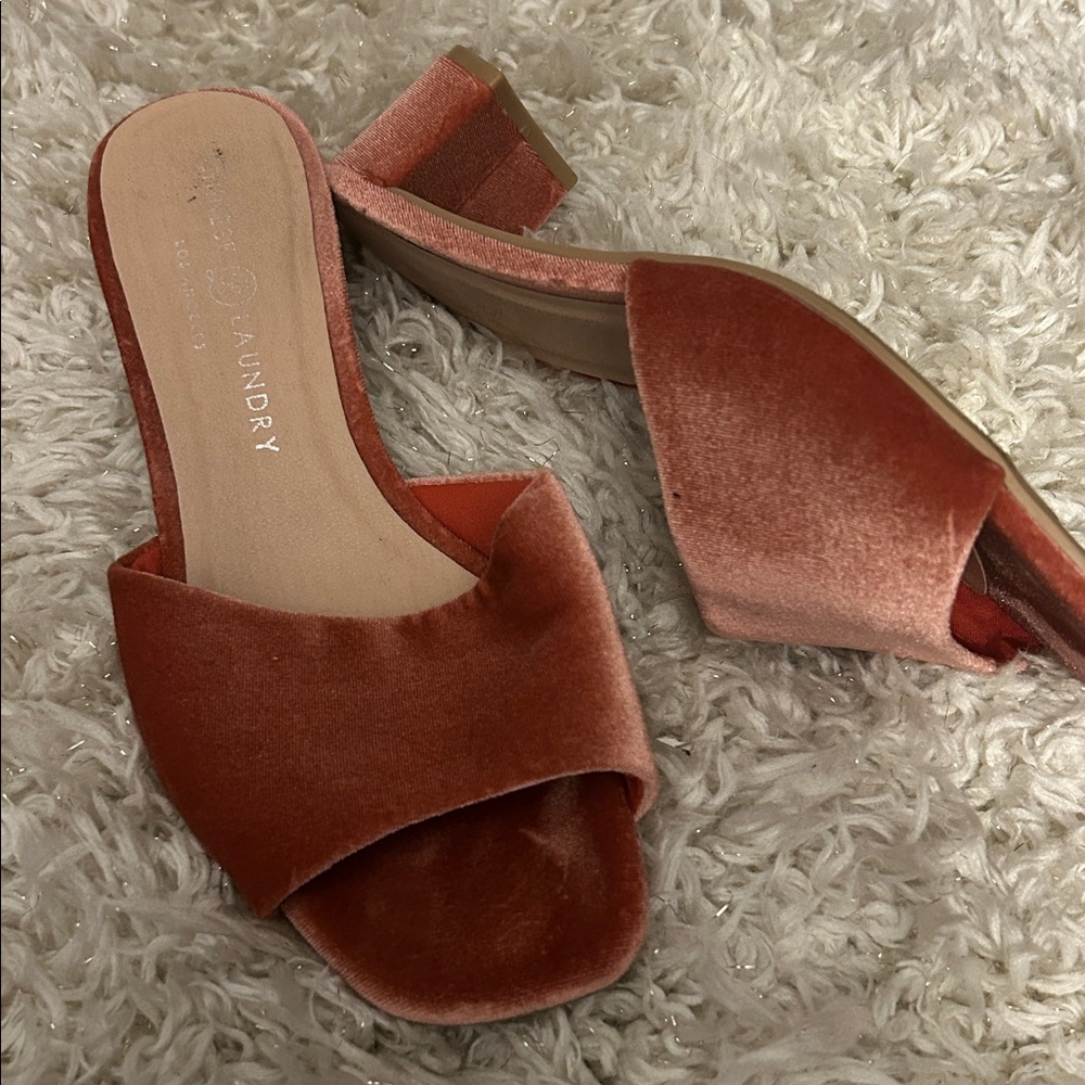 Chinese Laundry Rust Velvet Slides